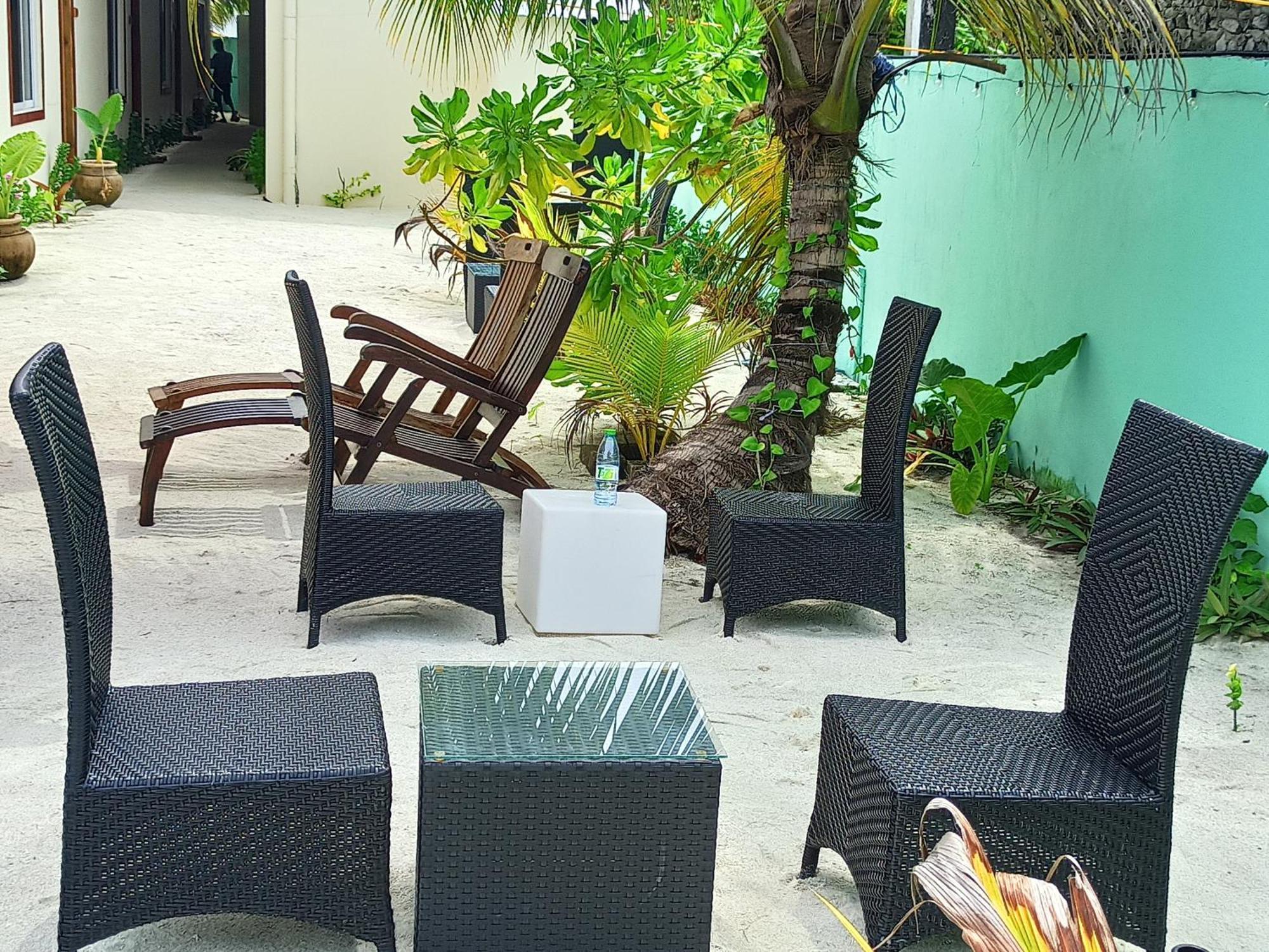 Mamello Beach Club Maldives Feridhoo Extérieur photo